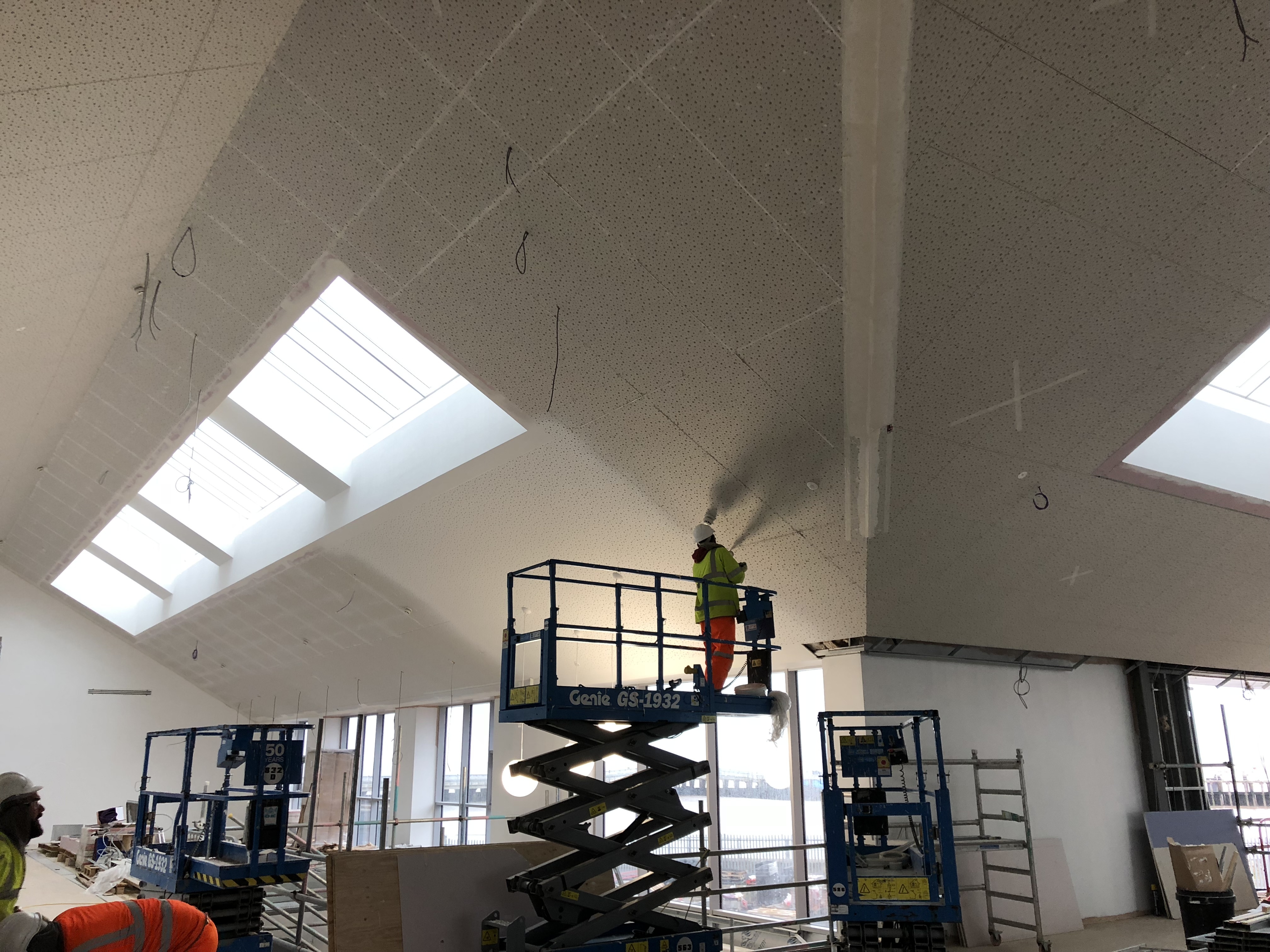 Dawber Williamson Ceilings Partitions at Dong Energy Grimsby DWC 4