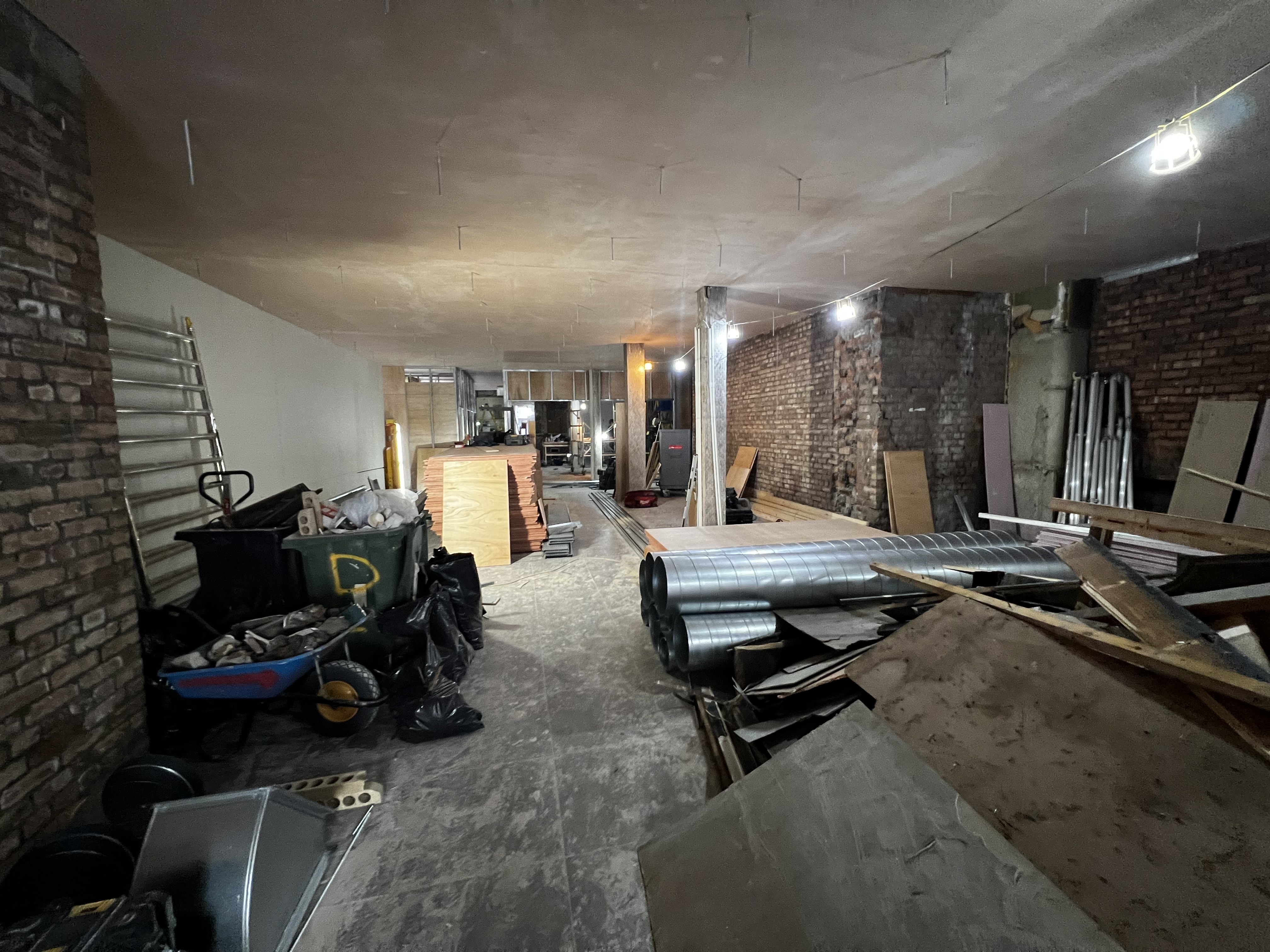 Dawber Williamson Ceilings drylining works at the new Popeyes Liverpool 7