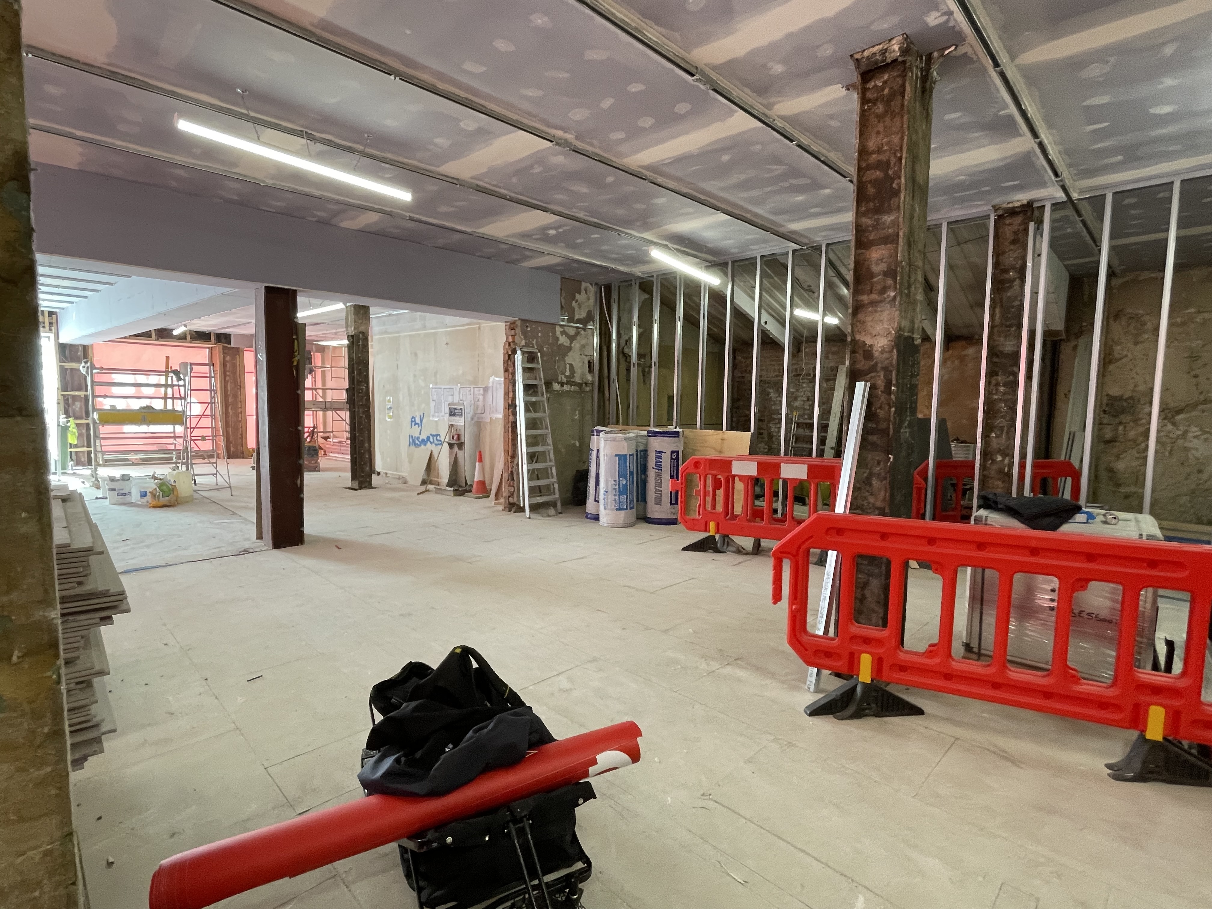 Dawbers drylining internal fitout works at marugame Reading 15