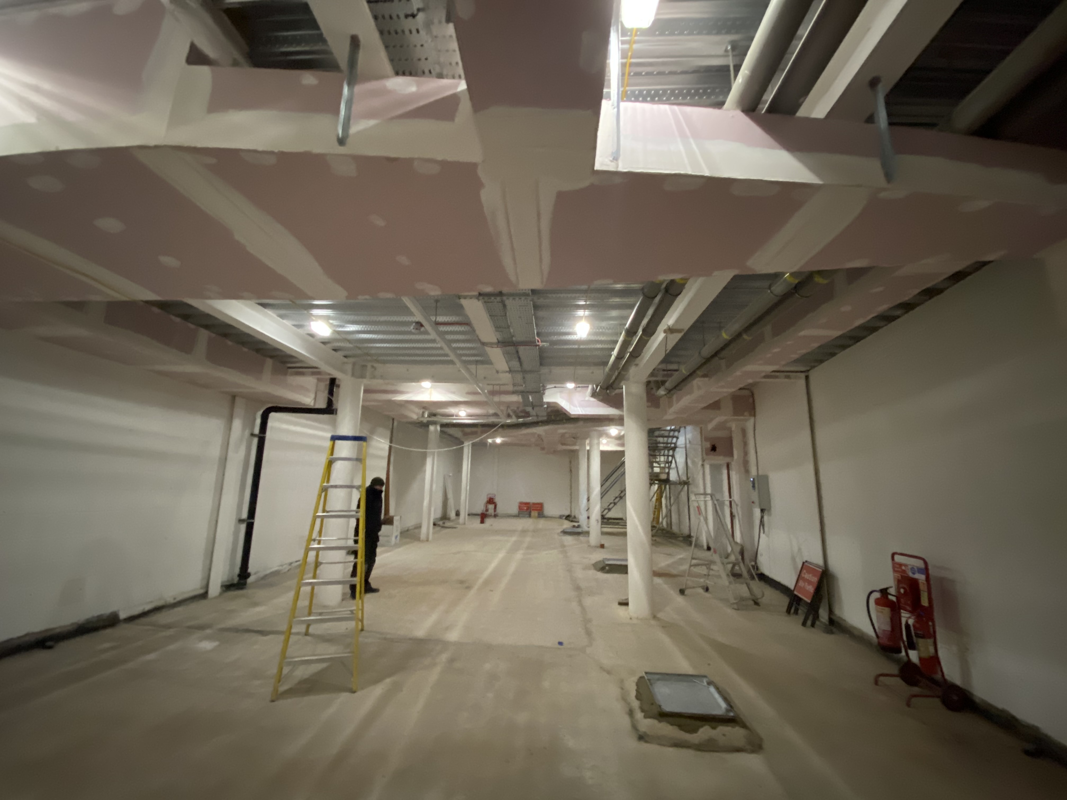 Dawbers drylining works at the Cadogan bar Hotel 6