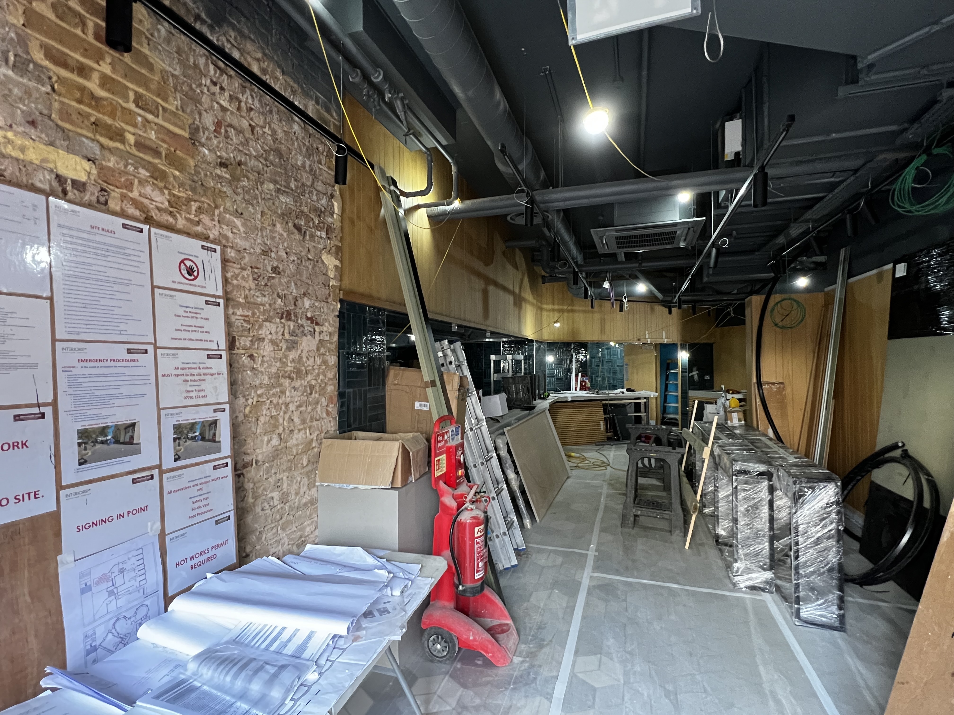 Dawbers drylining works at the new Marugame restaurant London 13