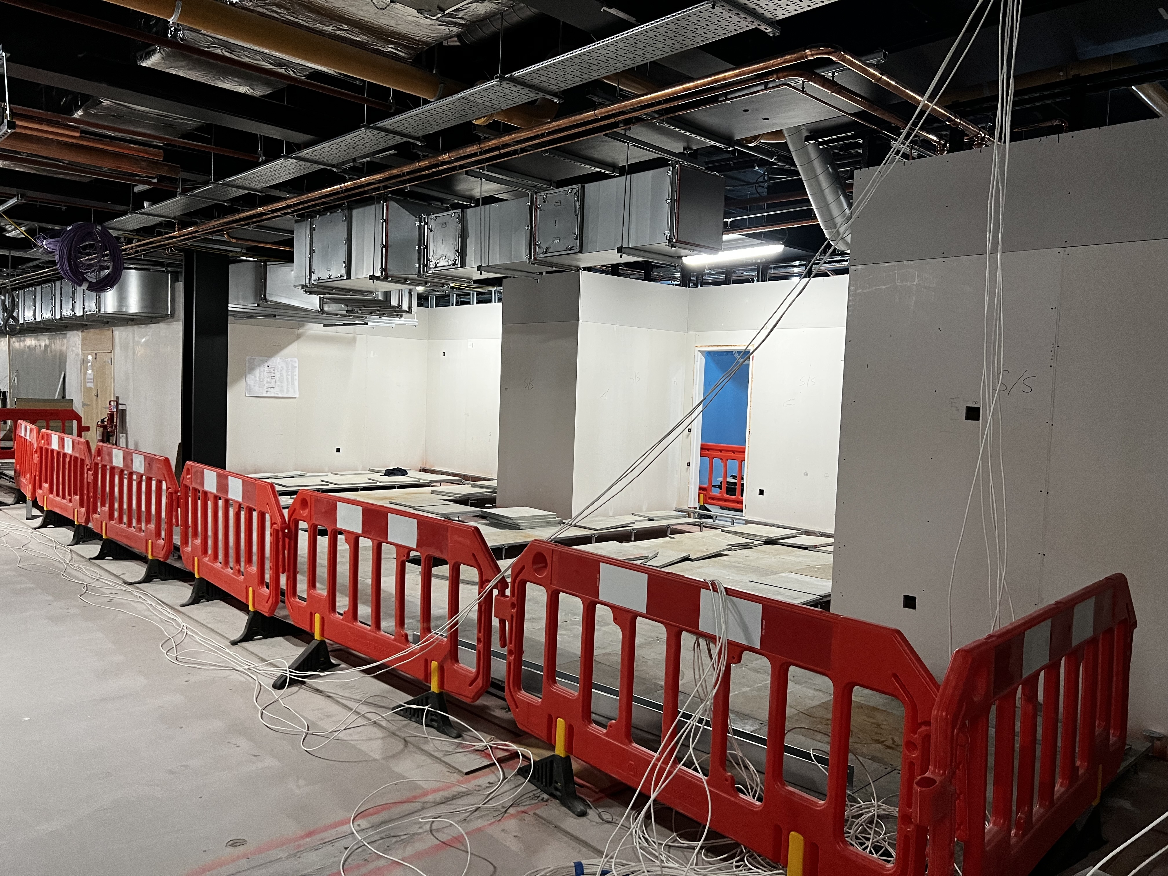 Dawbers drylining works at the new food arcade at Battersea 22