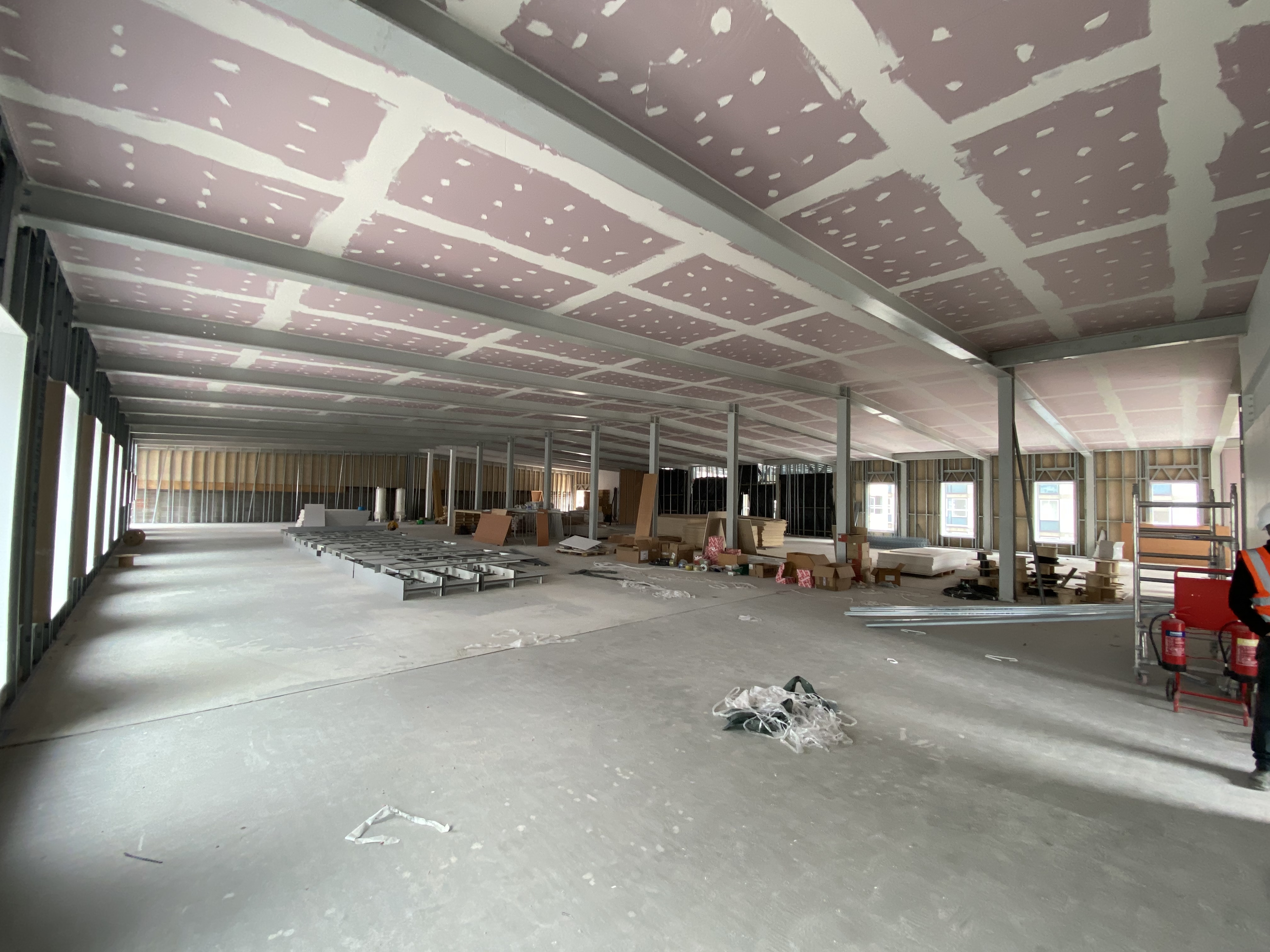 Dawbers internal dryling works at the new intensive Care Unit HRI 11